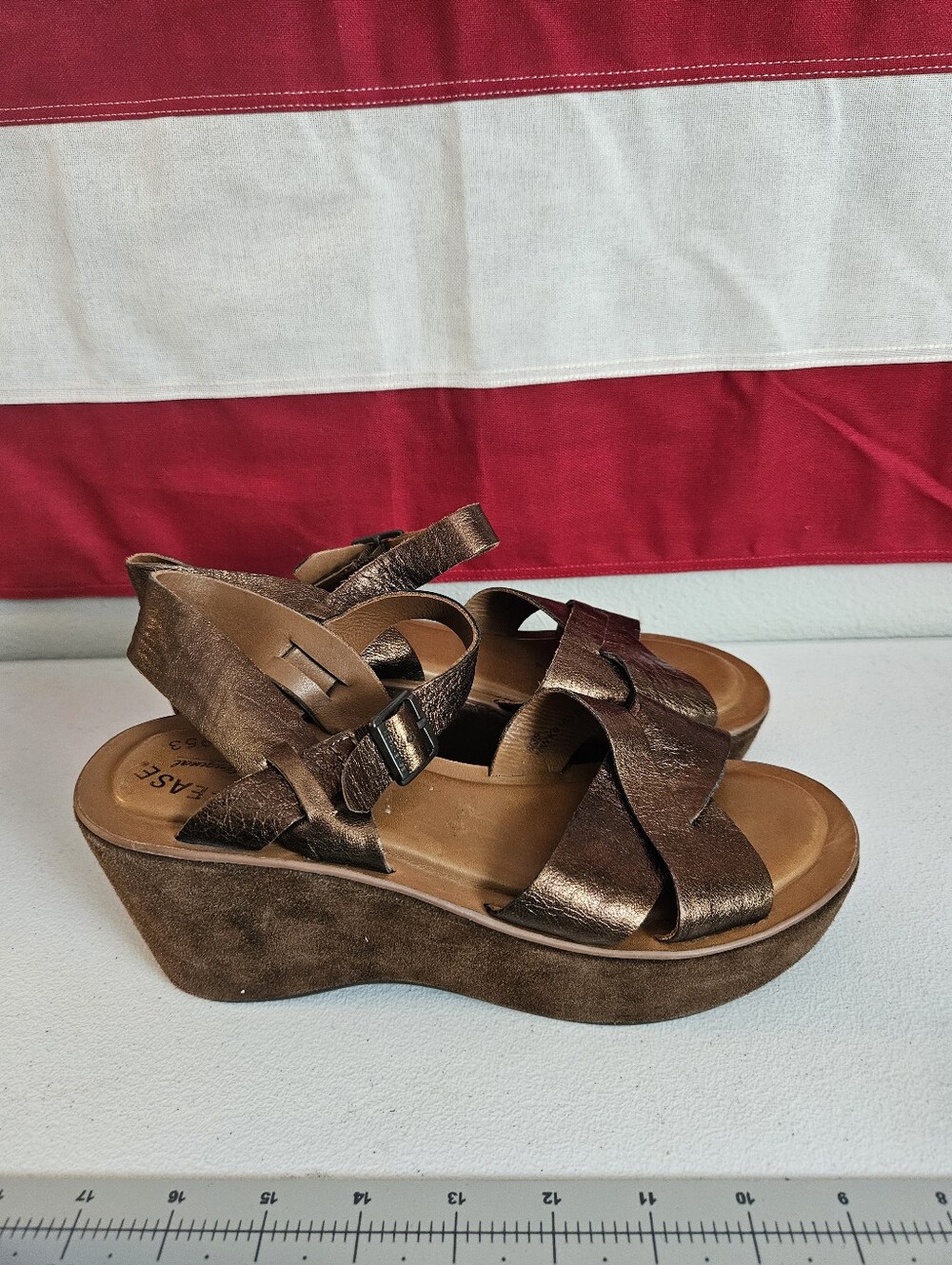 Kork Ease AVA soft metallic Brown Suede leather wedges  8 39